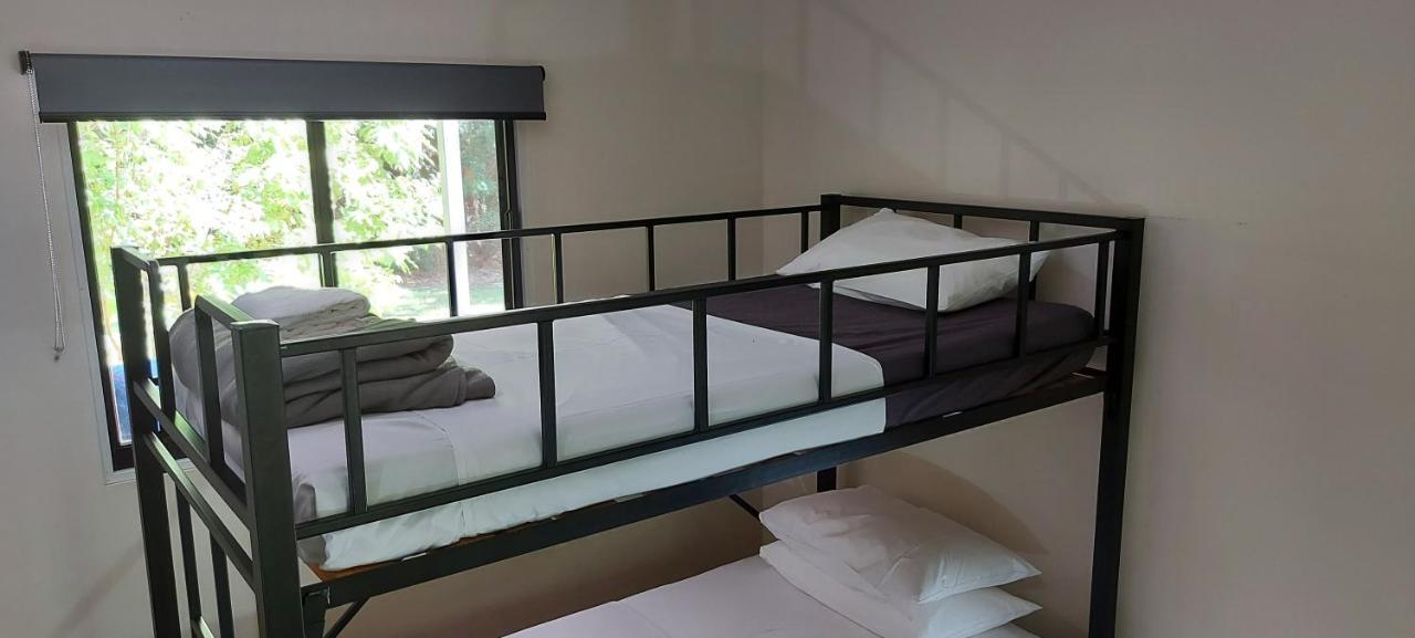 Litchfield Tourist Park Hotell Batchelor Exteriör bild