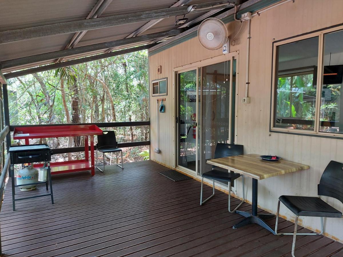 Litchfield Tourist Park Hotell Batchelor Exteriör bild