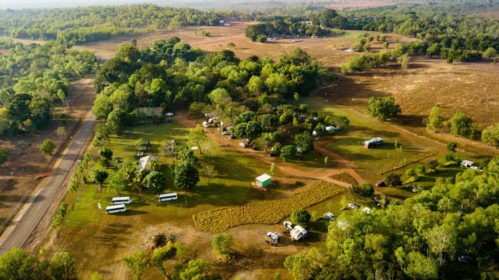 Litchfield Tourist Park Hotell Batchelor Exteriör bild